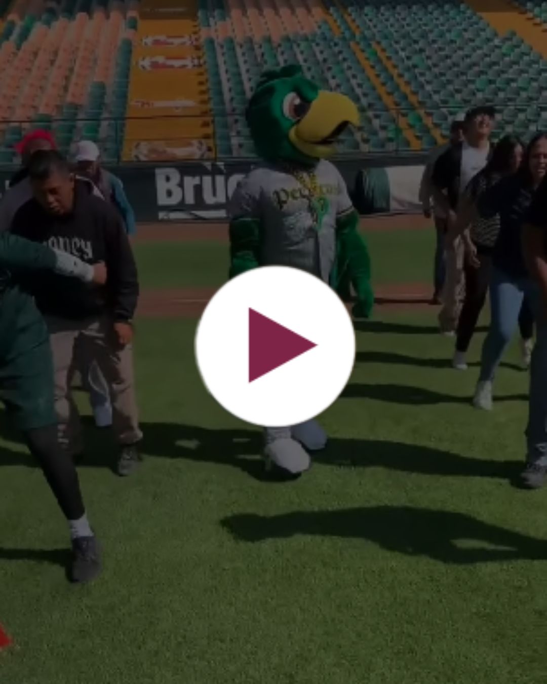 Clínica Deportiva con personal del IMDP en el Estadio Hermanos Serdán con Pericos de Puebla